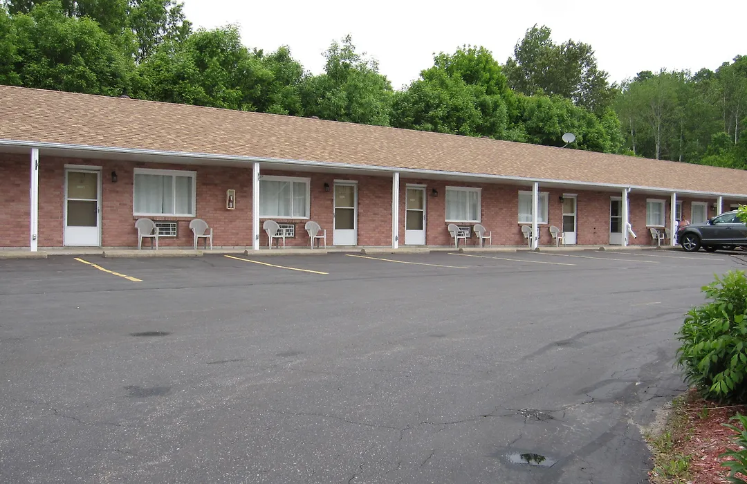 Wellington Inn-1