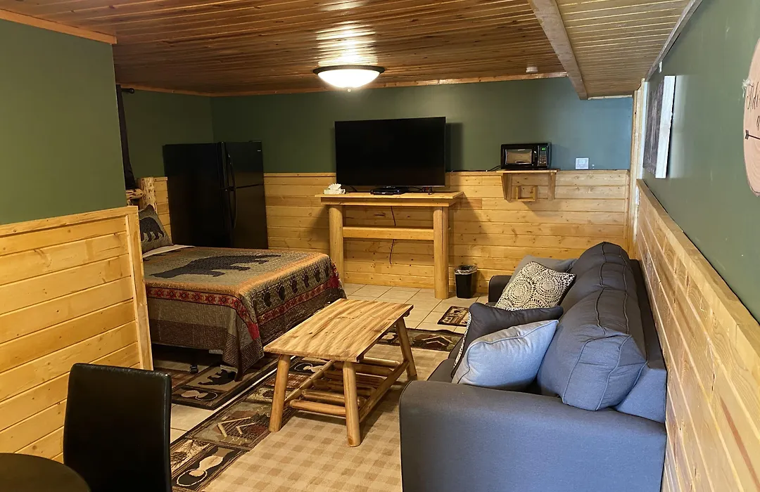 The Fishing Bear Lodge-1