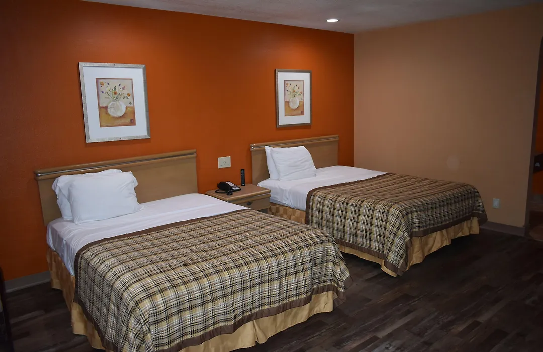 Apex Inn-1