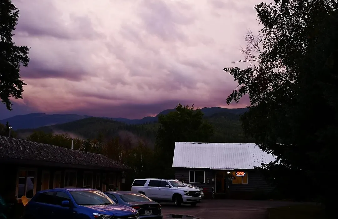 Overlook Inn & Cabins-1