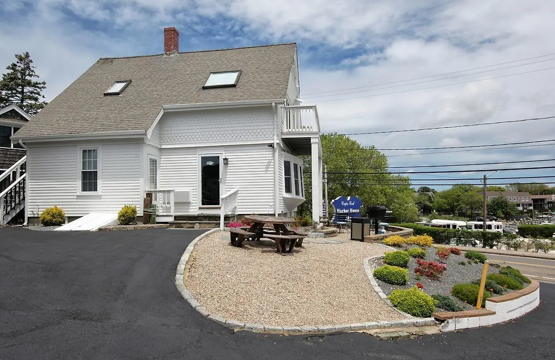 Cape Cod Harbor House Inn-1