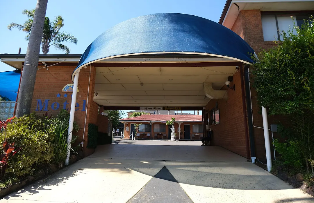 Sapphire Palms Motel-1