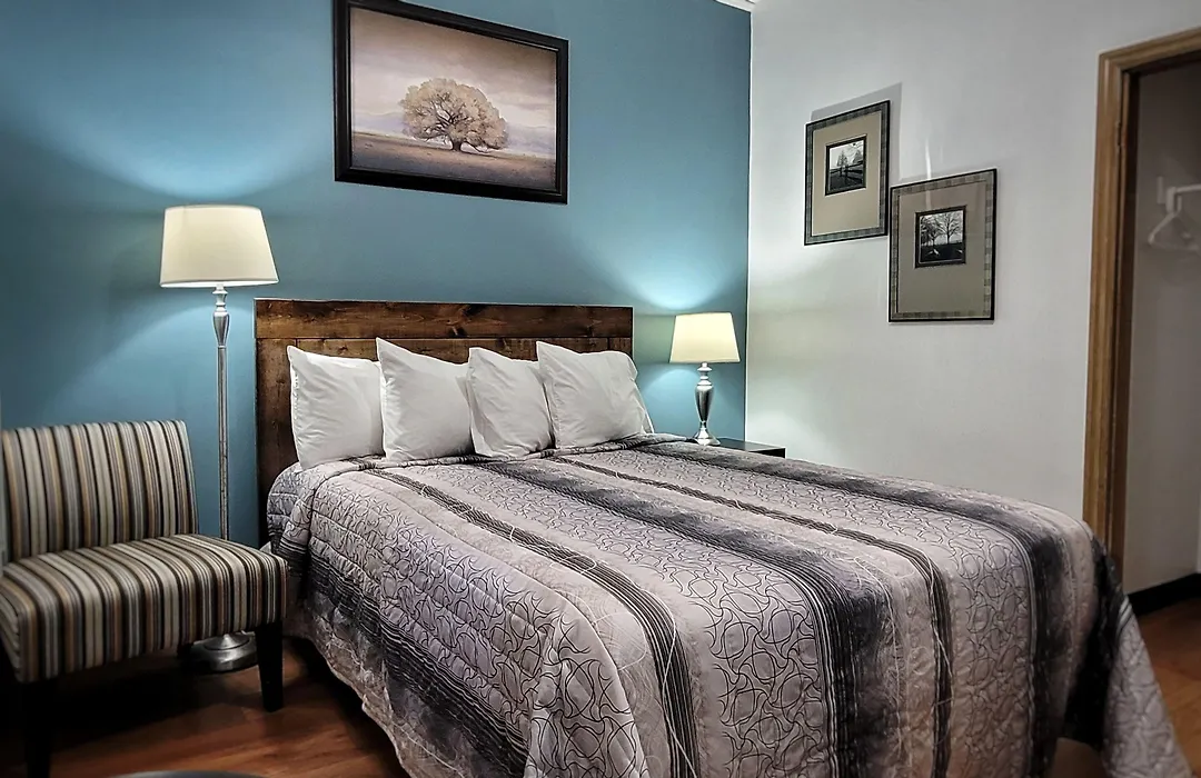 Maciver'S Motel And Camp-1