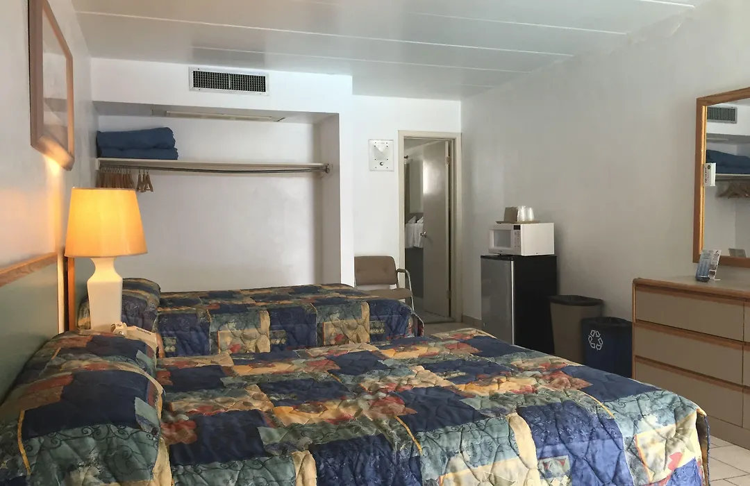 Brittany Motel-1
