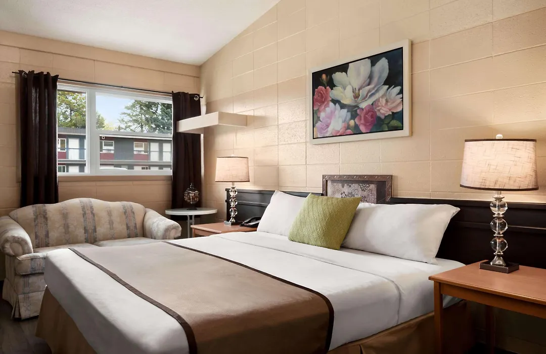 Thriftlodge Edmonton-1