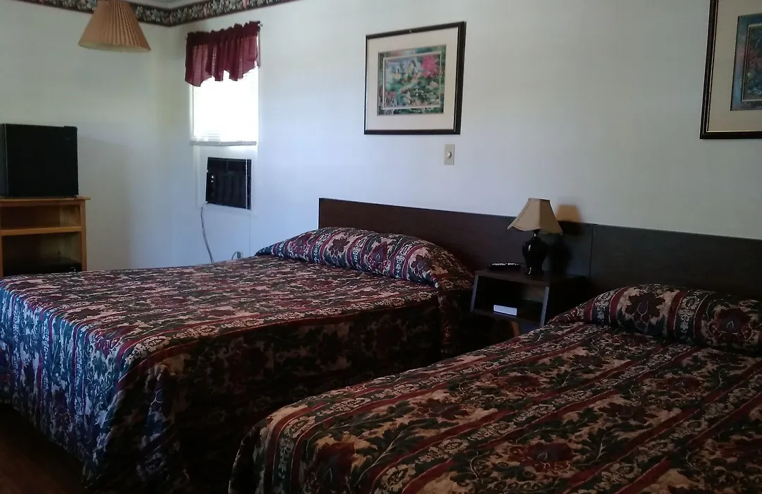Clarketon Motel - Maggie Valley-1