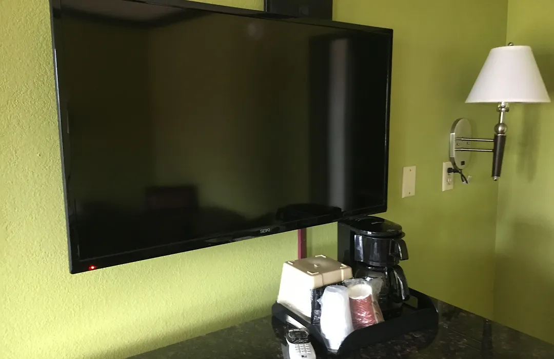 Del Amo Inn-1