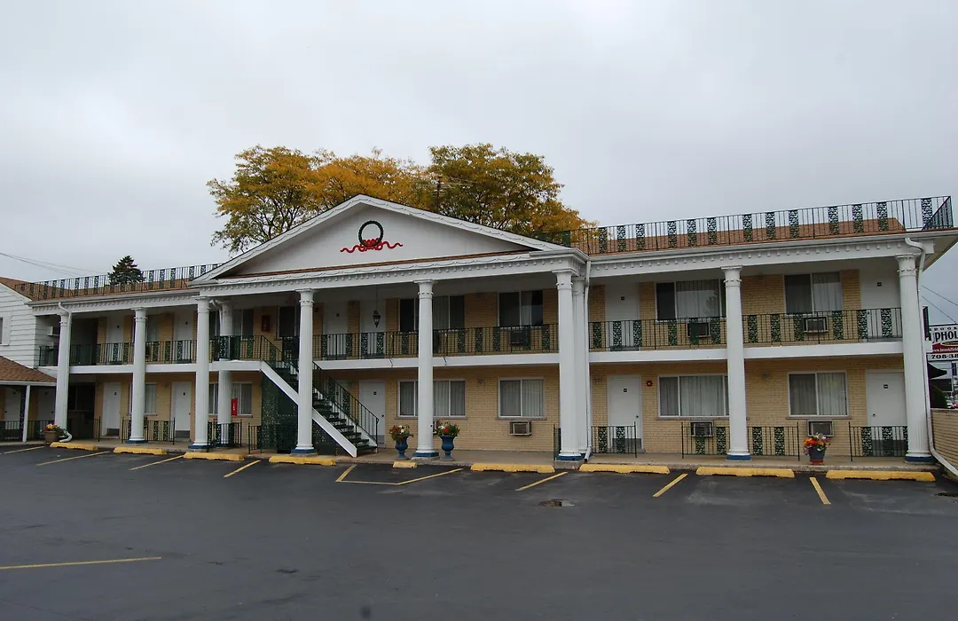 Colony Motel-1