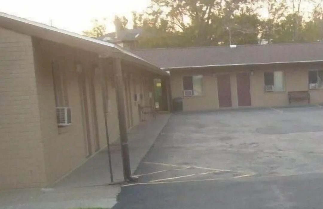 Stadium View Inn-1