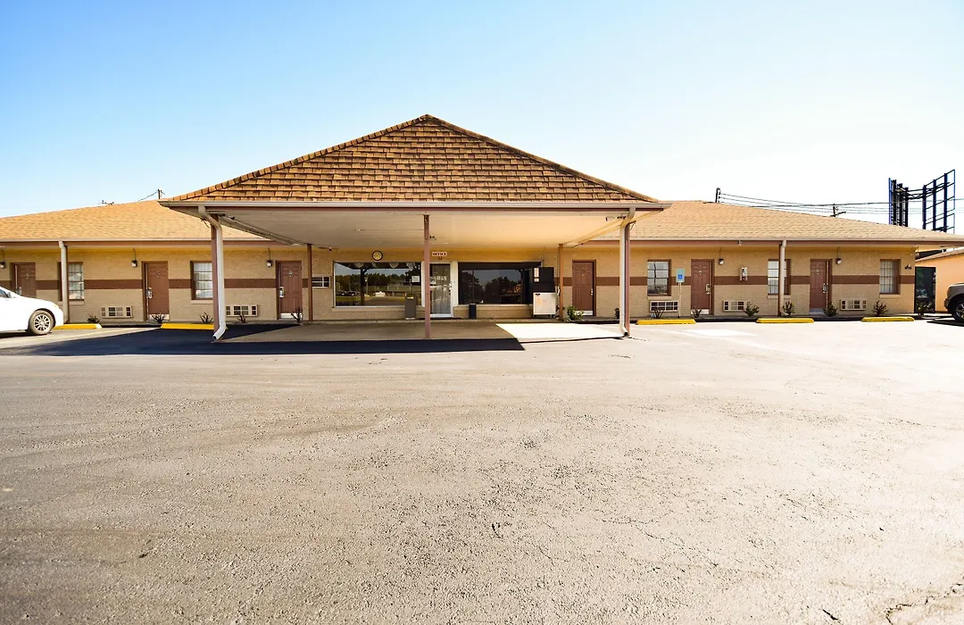Economy Inn Beebe-1