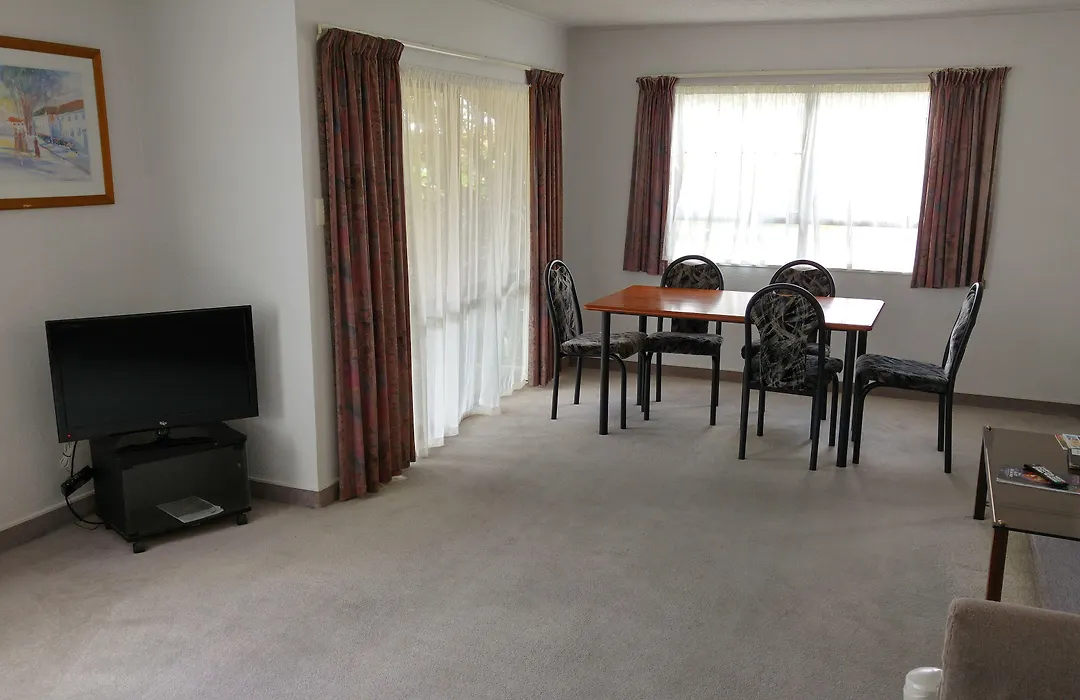 Hobson'S Choice Motel-1
