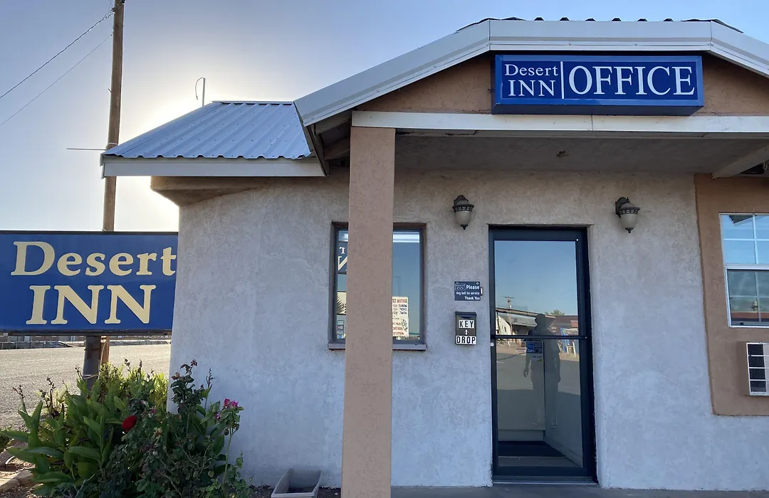 Desert Inn-1