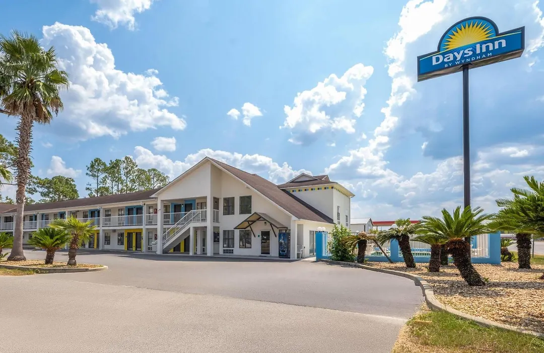 Days Inn By Wyndham Alma-1