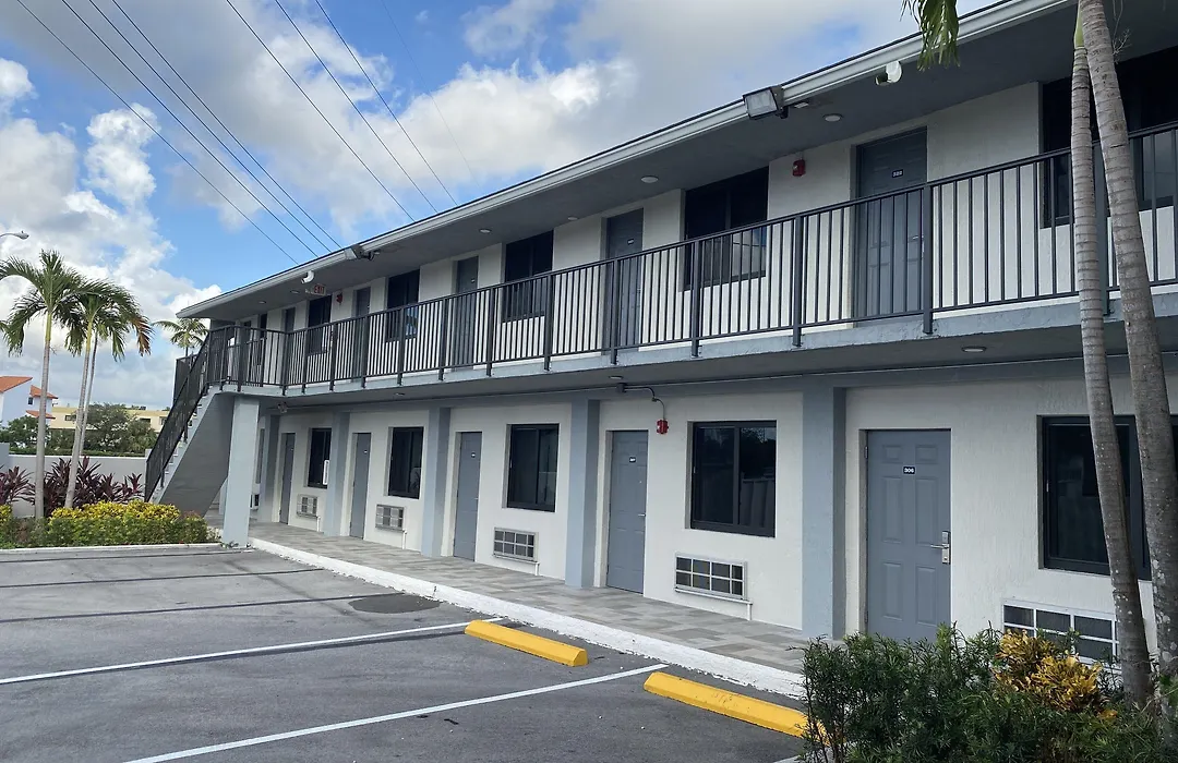 Hialeah Executive Motel-1