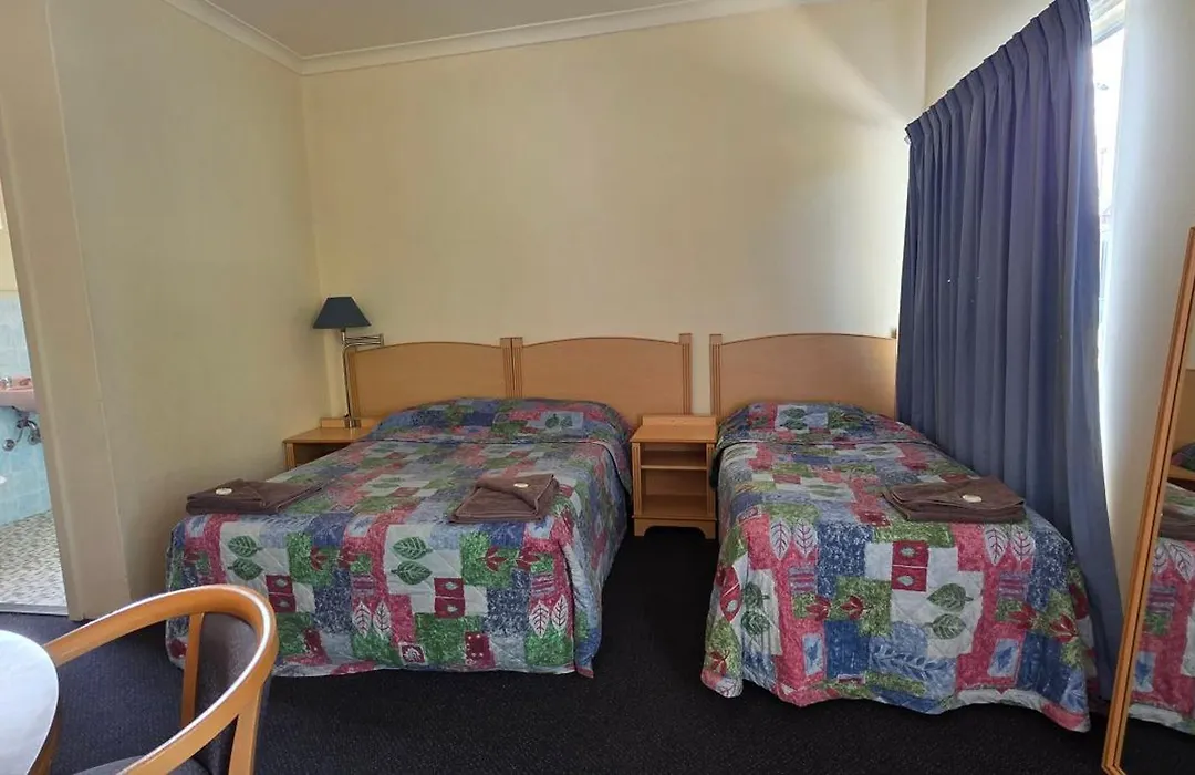 Sportsmans Arms Hotel Motel Deniliquin-1