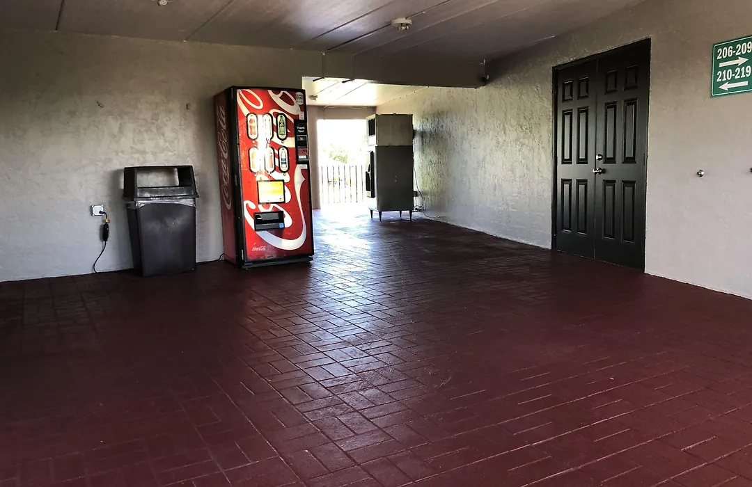 Sun Coast Inn-1