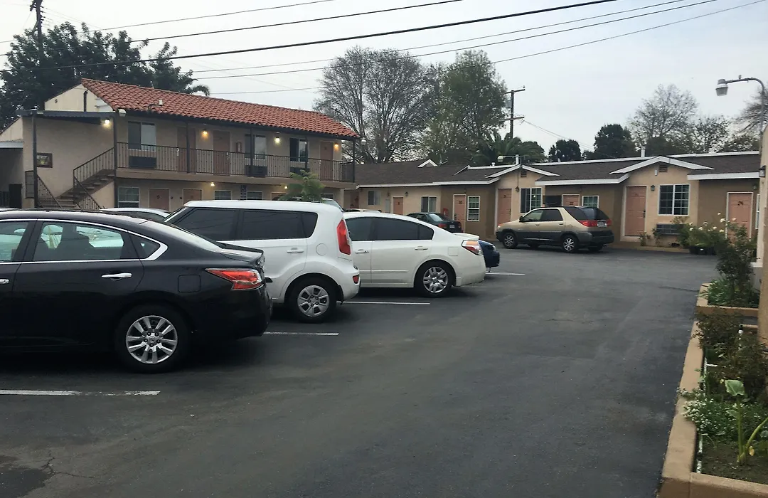 Mission Motel-1