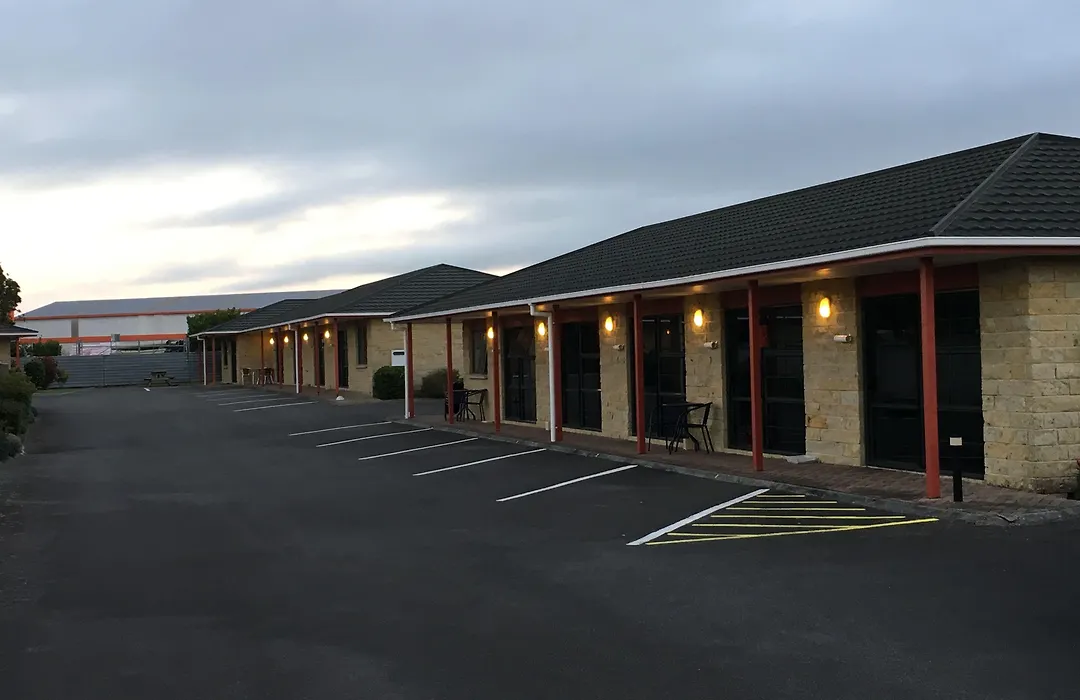 Kiwi Court Motel-1
