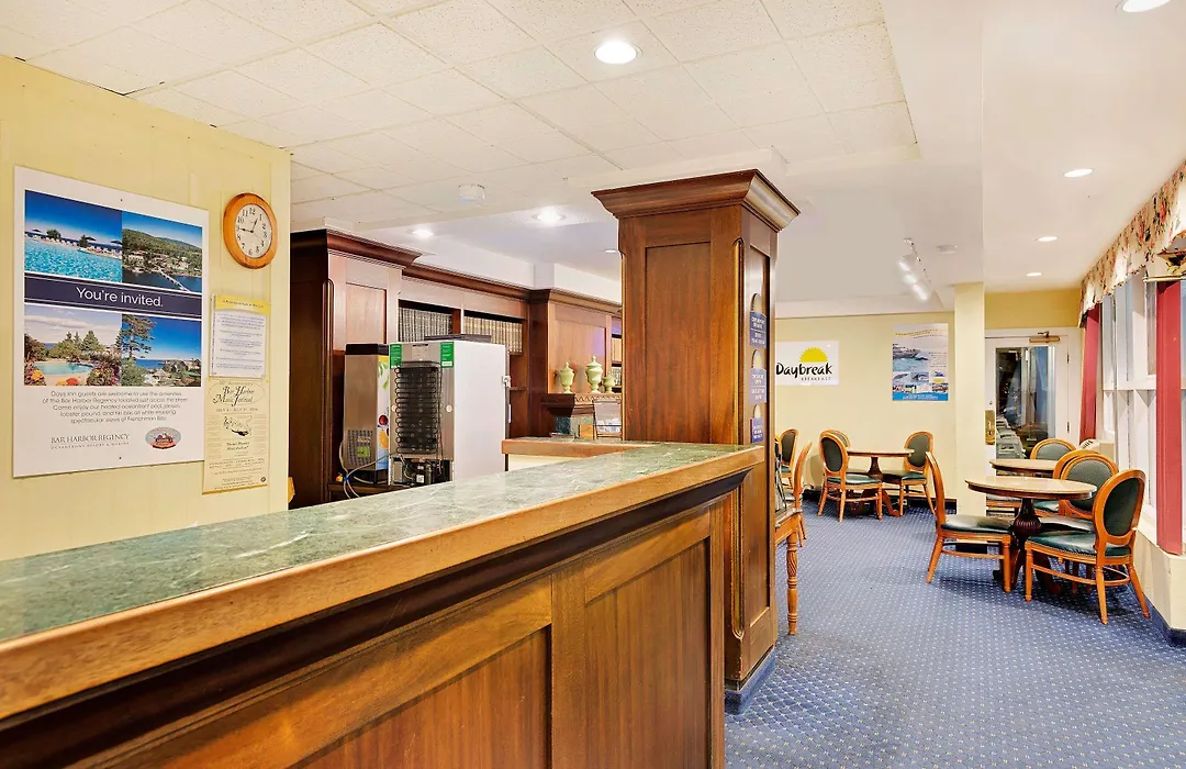 Days Inn By Wyndham Bar Harbor-1