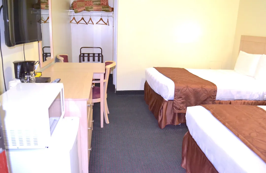Passport Inn Niagara Falls-1