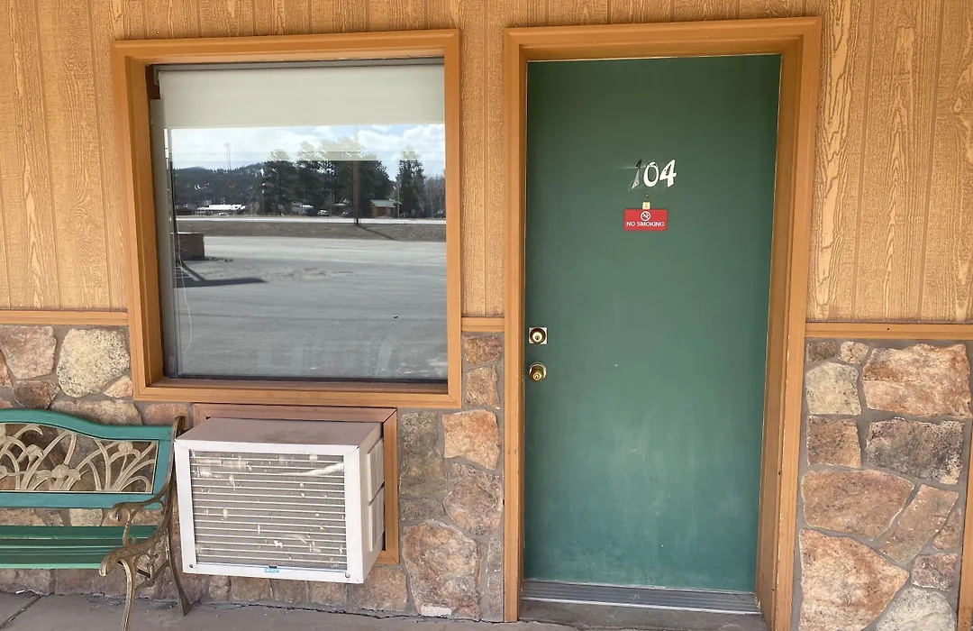Rainbow Lodge-1