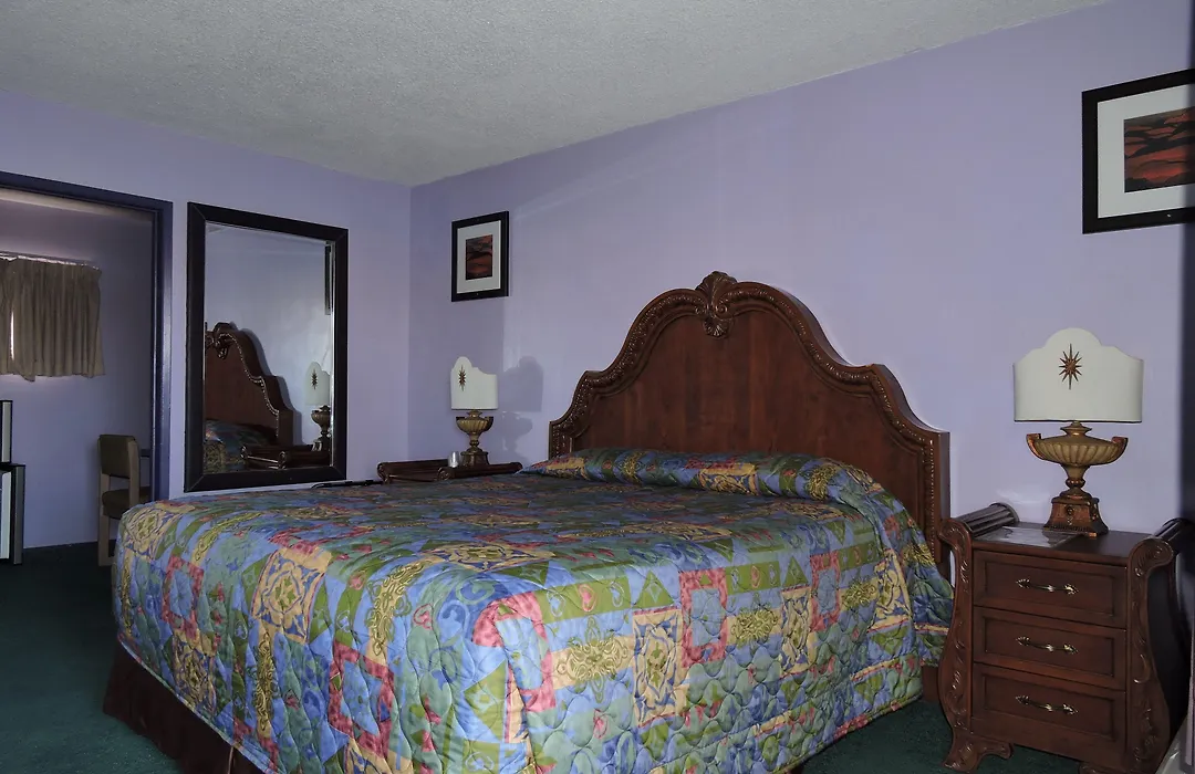 Walden Motel-1