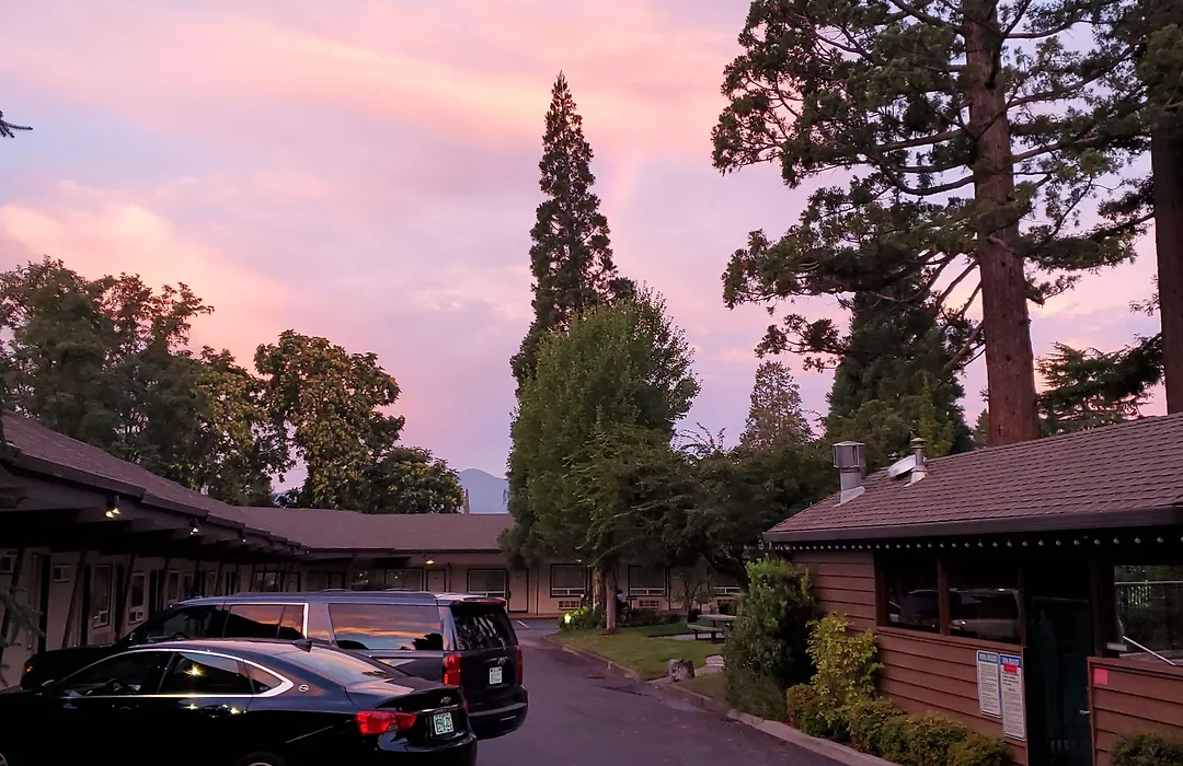 Redwood Hyperion Suites-1