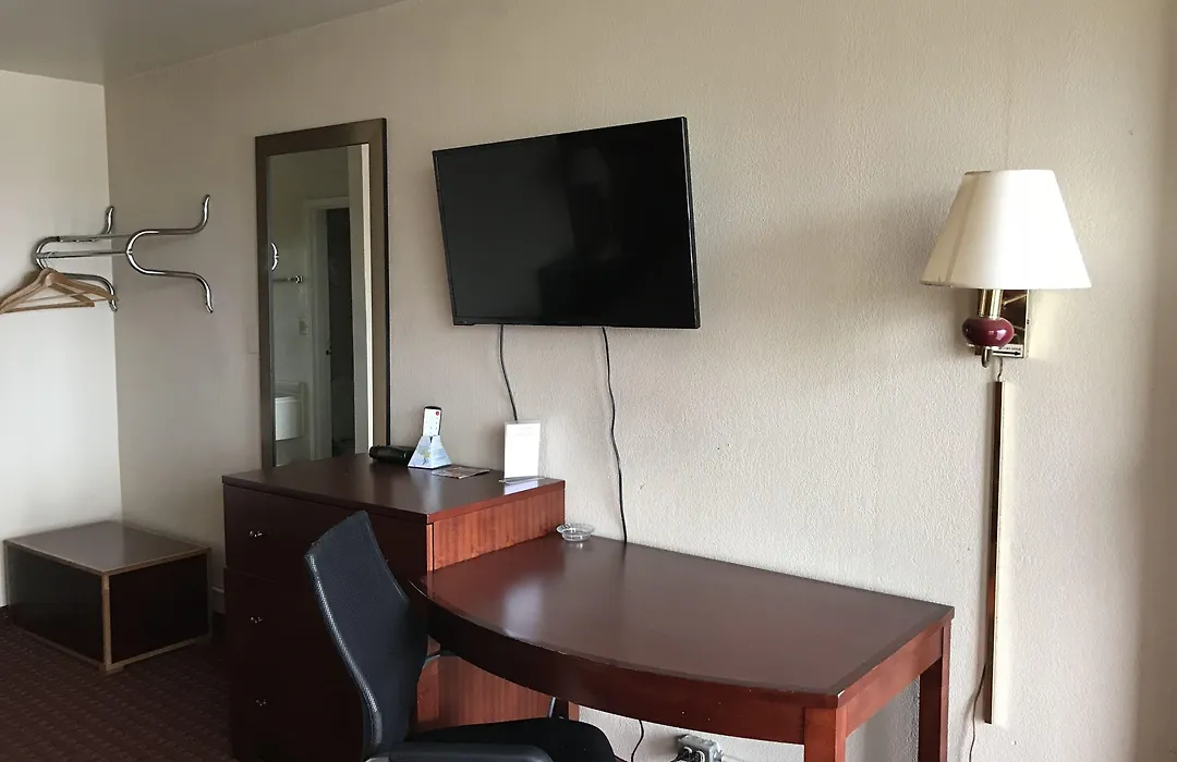 Starway Inn-1