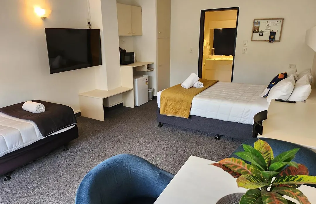 U Studios Paraparaumu, Surestay Collection By BW-1