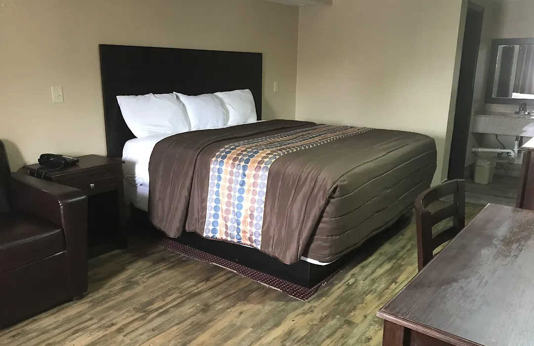 Memphis Inn-1