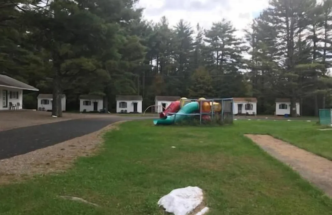 Catskill Motor Court-1