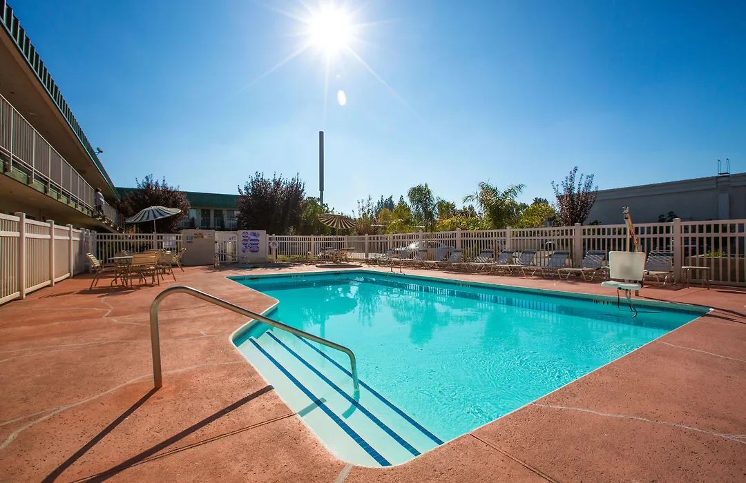 University Inn Fresno-1