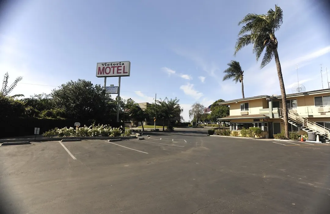 Victoria Motel-1
