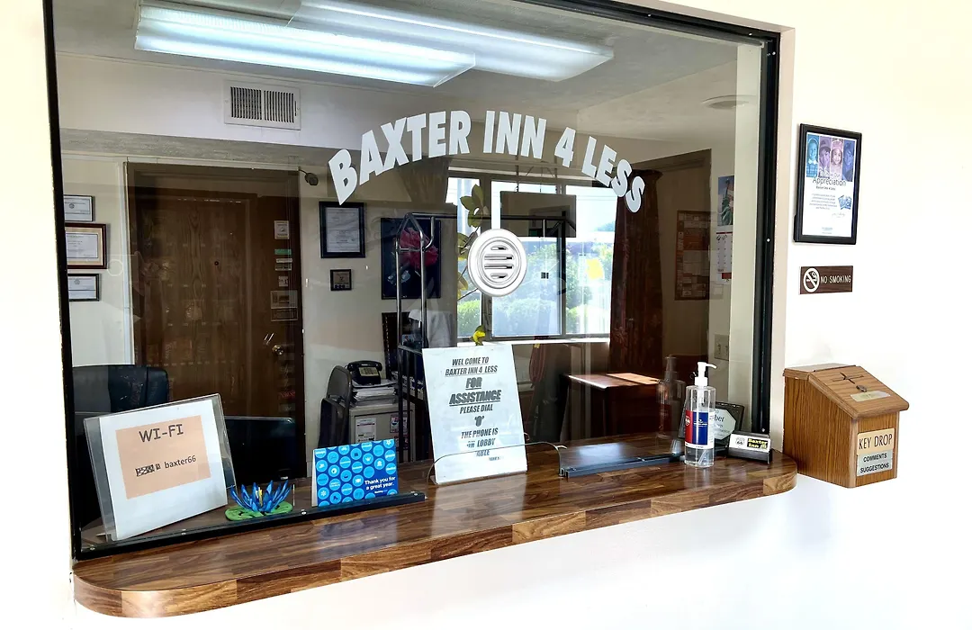 Baxter Inn 4 Less-1