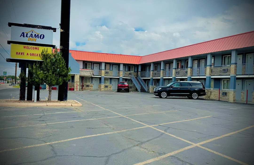Alamo Inn-1