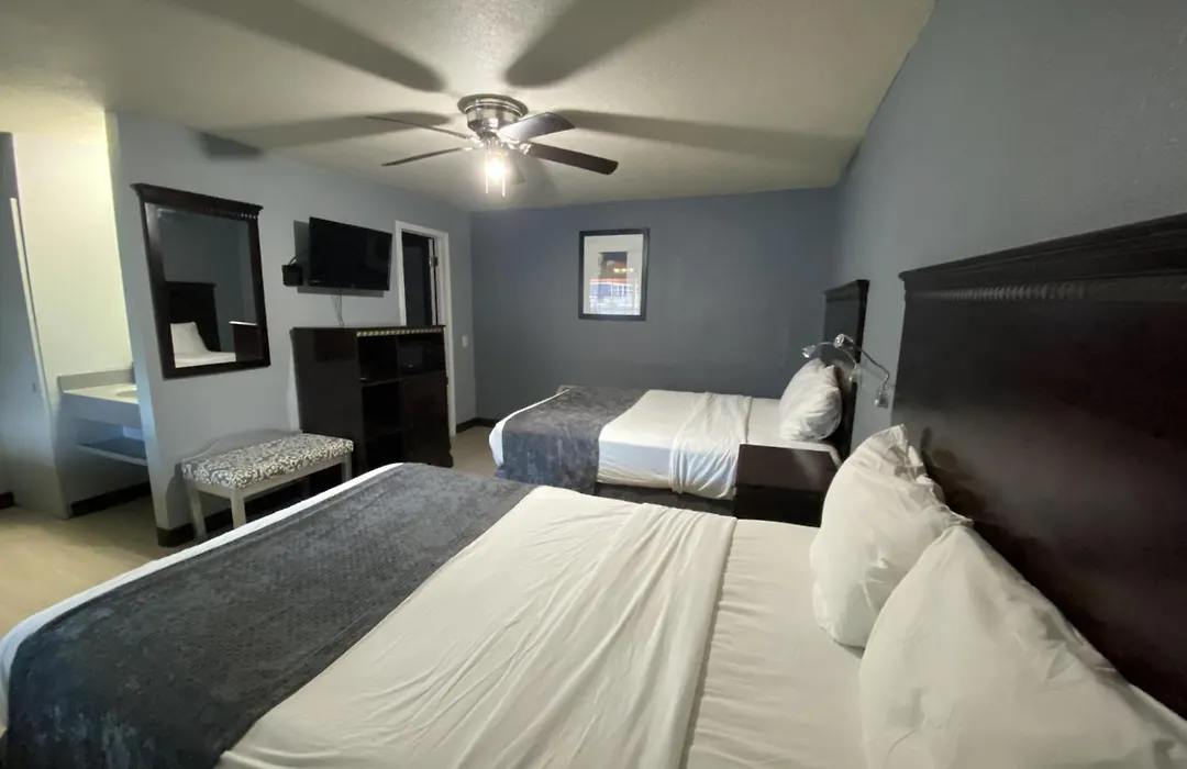 Aya'S Blossoms Inn-1