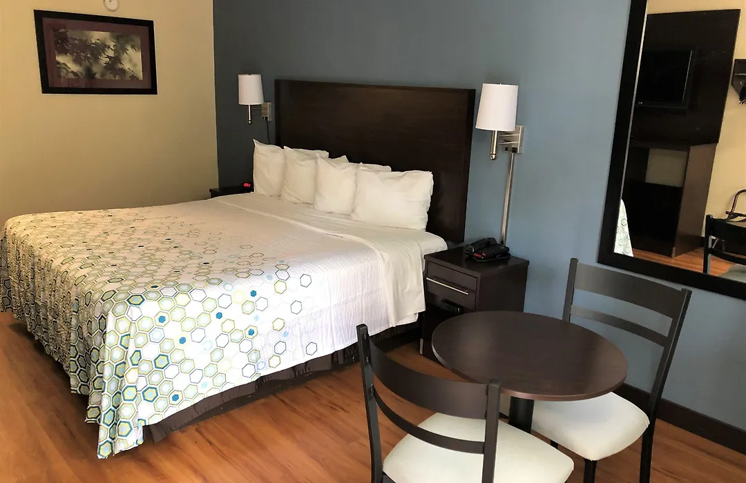 Hometowne Studios By Red Roof Bordentown - Mcguire Afb-1