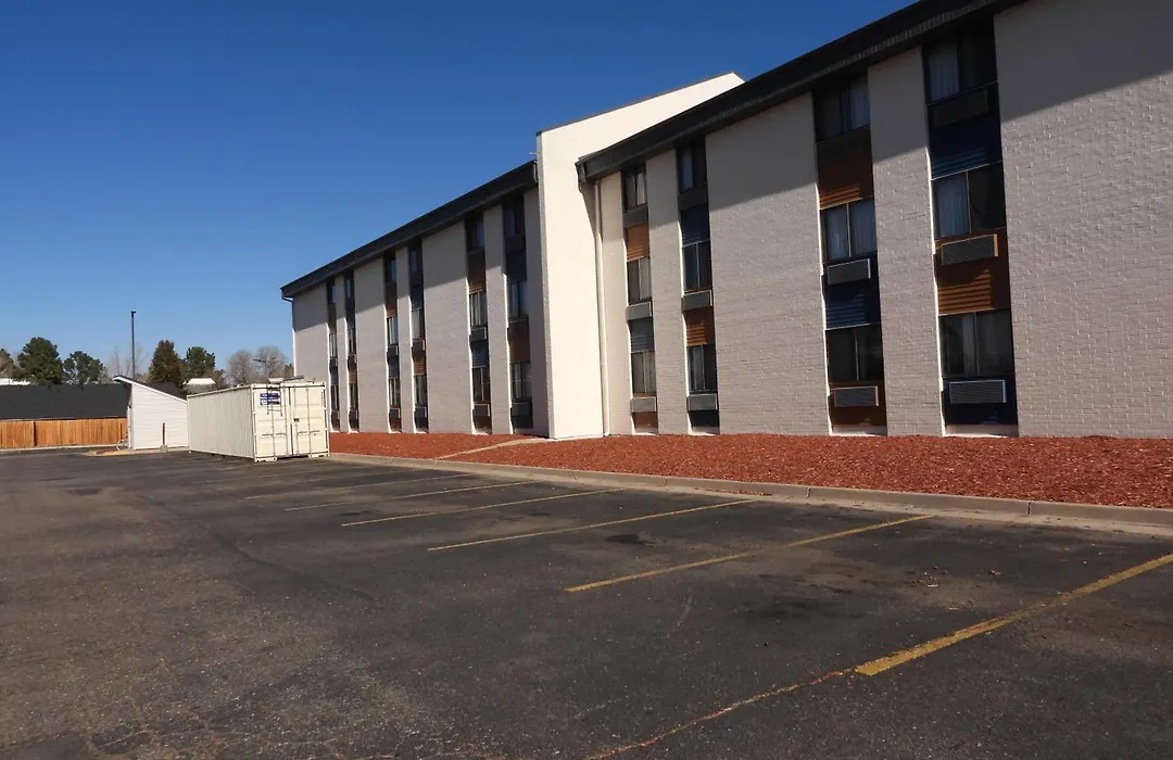 Super 8 By Wyndham Westminster Denver North-1