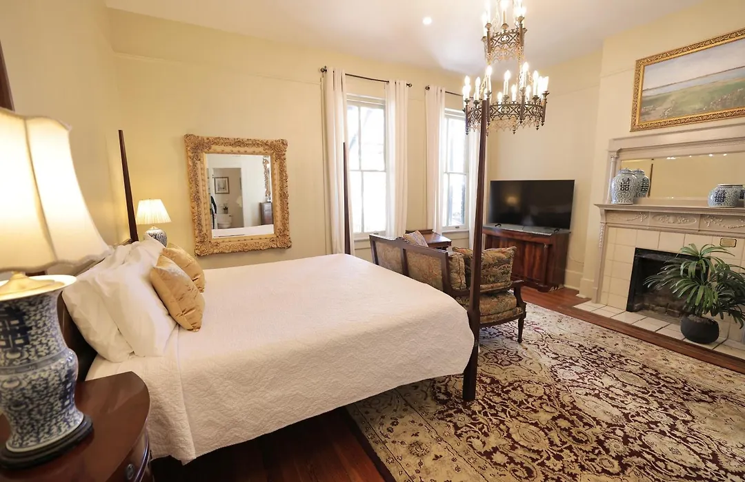 Foley House Inn-1