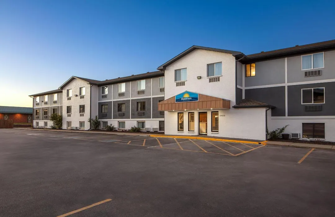 Days Inn By Wyndham Omaha Ne-1