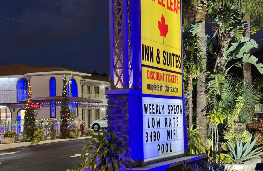 Maple Leaf Inn & Suites-1