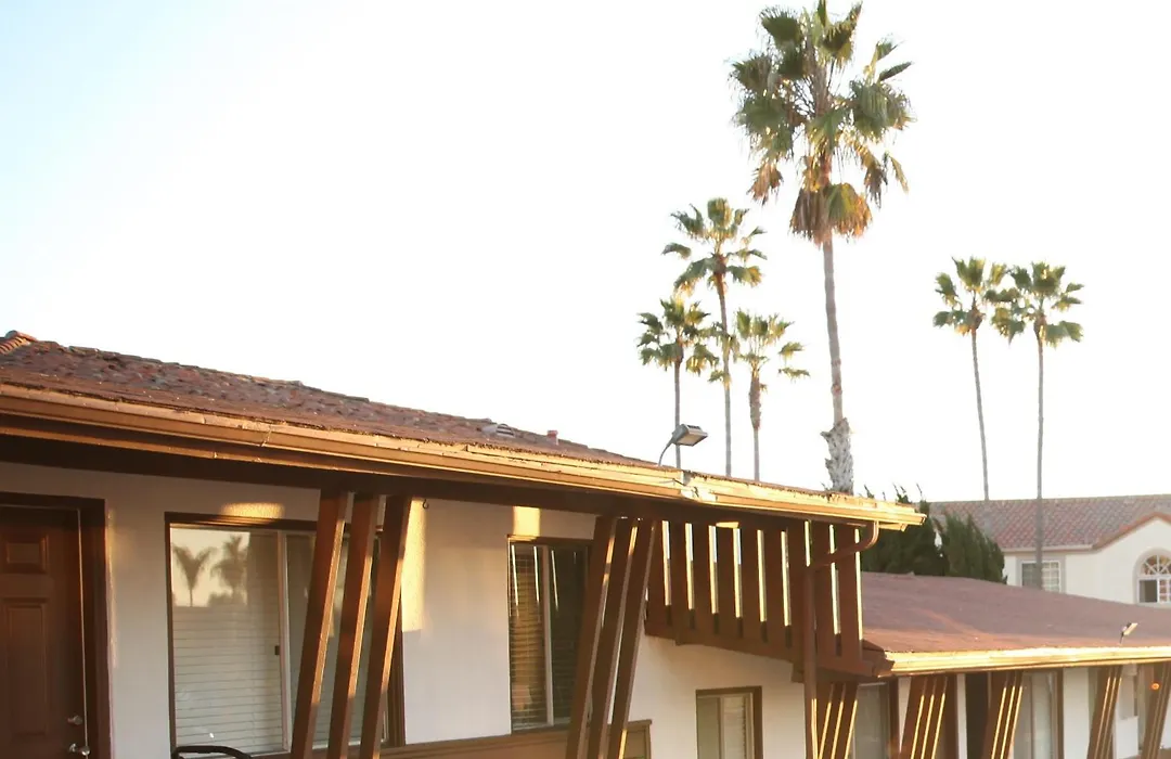West Coast Surf And Stay-1