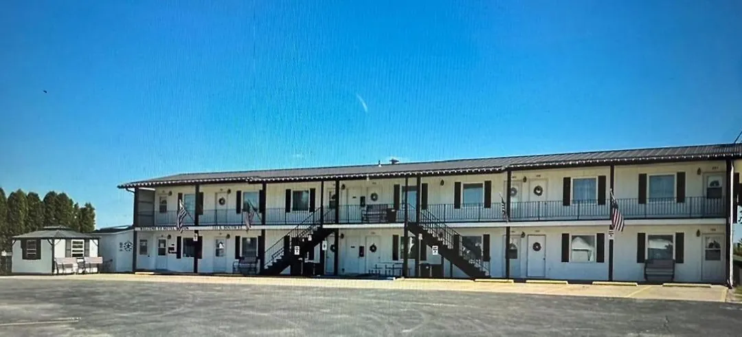 Motel Tipton-1
