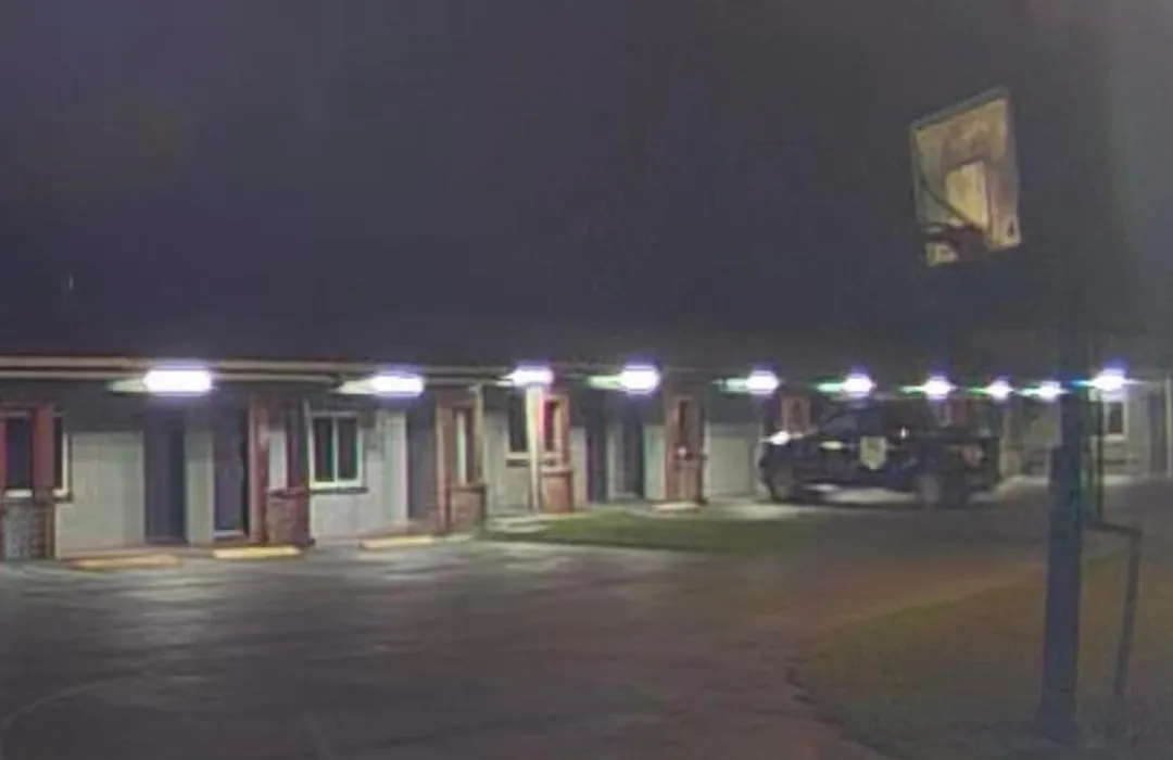 Rainbow Fountain Motel-1
