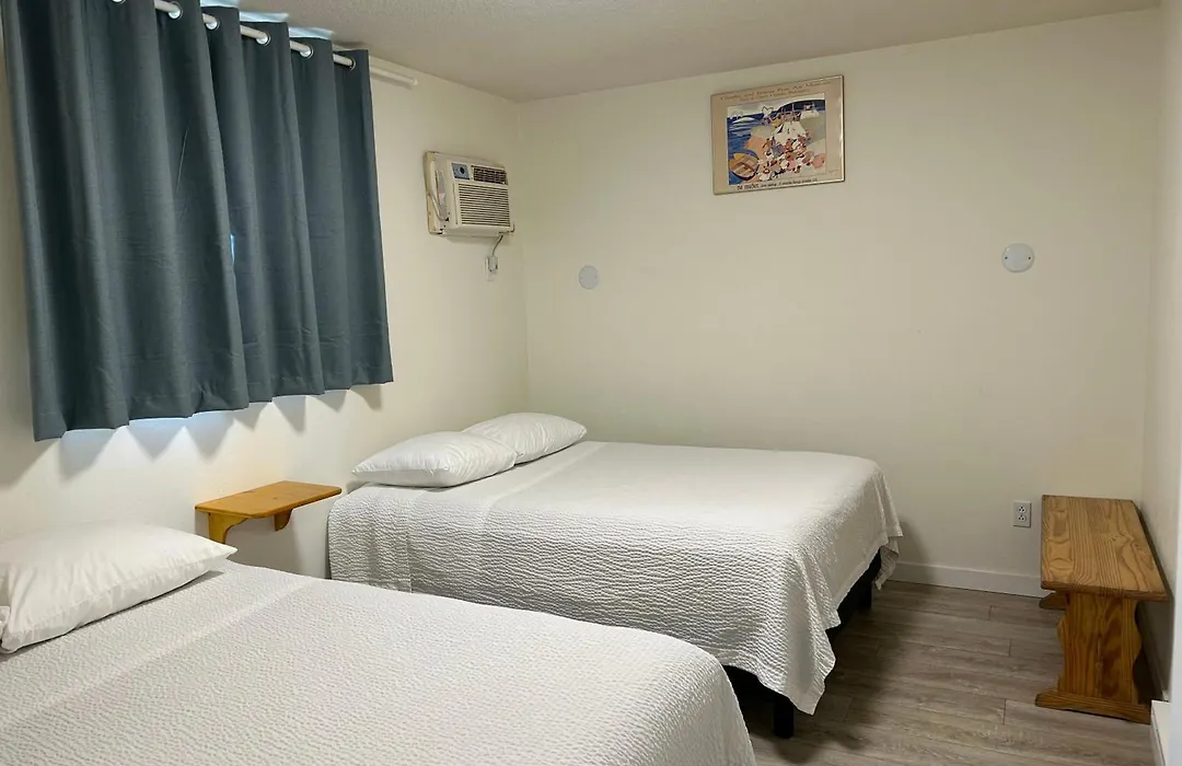 Empire Motel-1