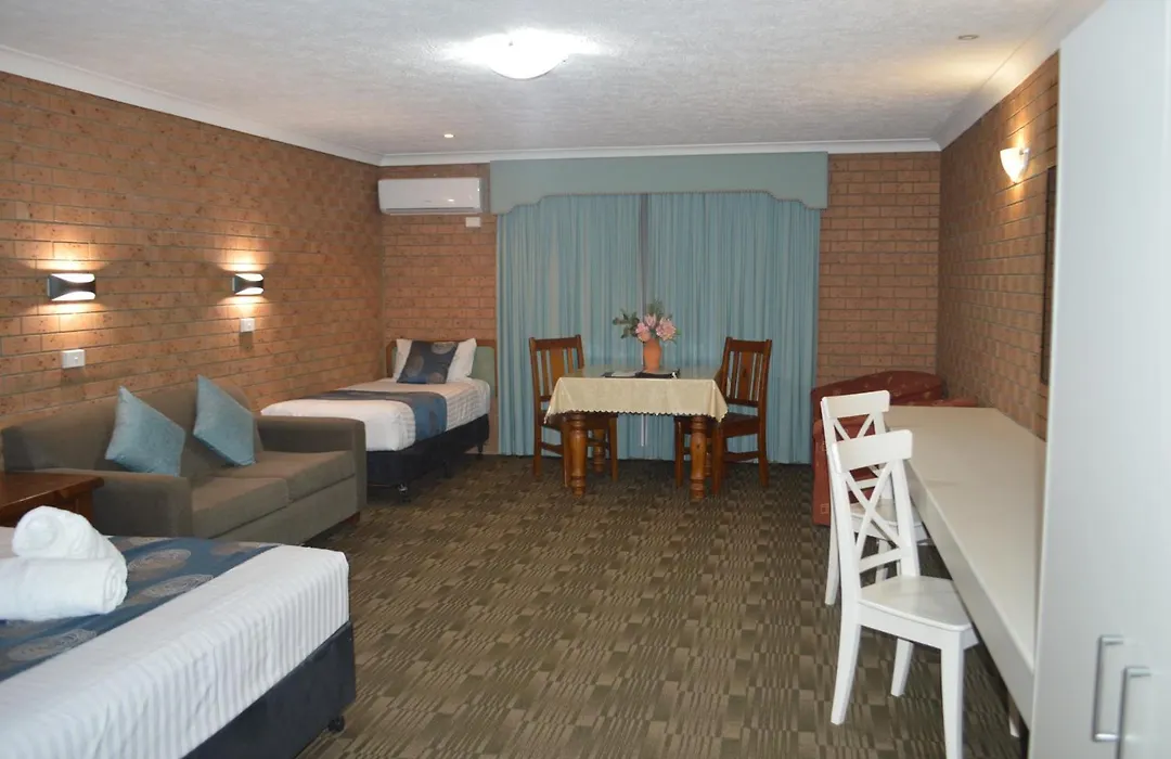 James Street Motor Inn-1