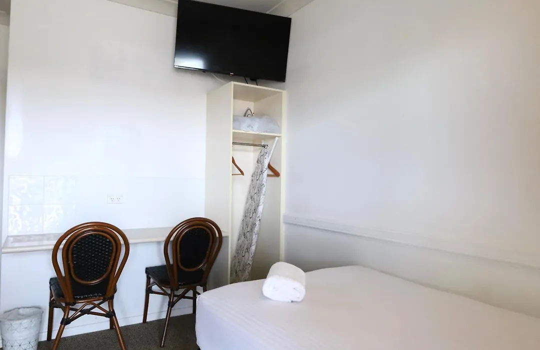 Park Avenue Hotel Motel-1