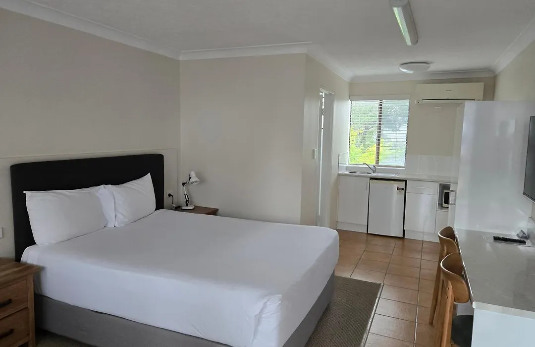 Best Western Parkside Motor Inn-1