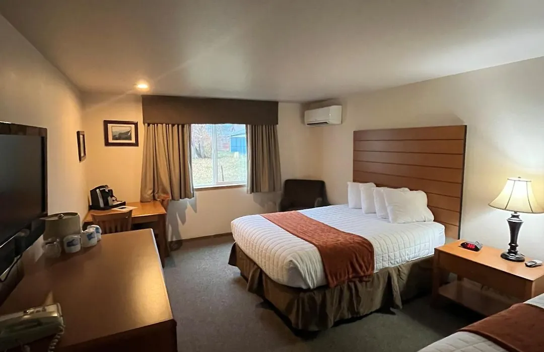 Seasons Motel-1