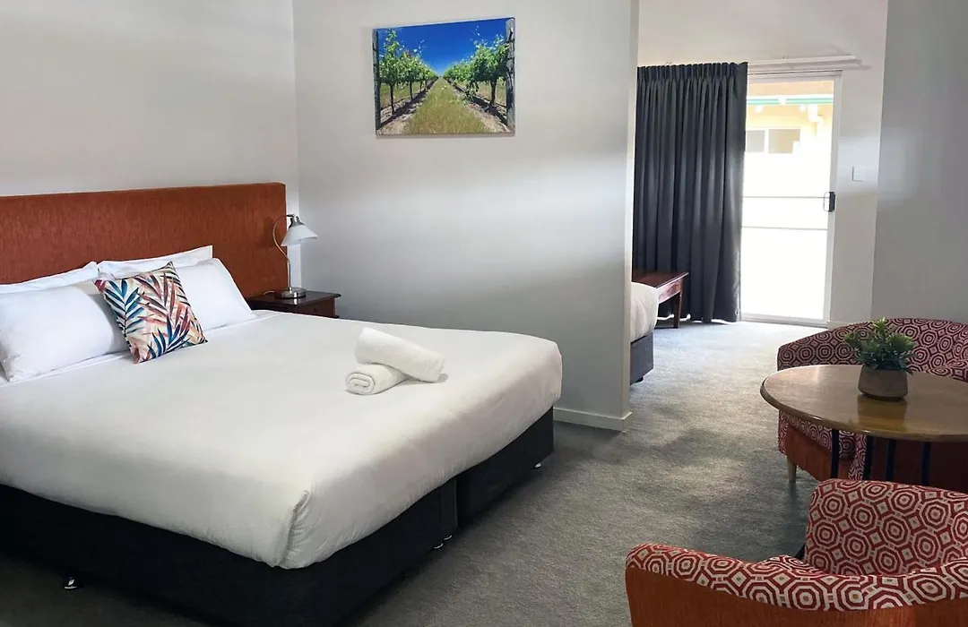Higgins Lane Motel-1